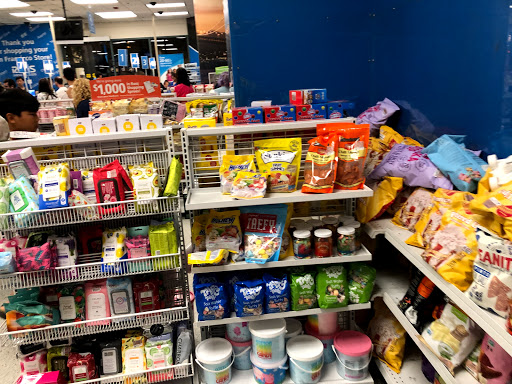 Clothing Store «Ross Dress for Less», reviews and photos, 405 Westlake Center, Daly City, CA 94015, USA