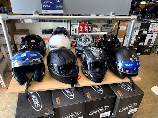 Motorcycle Parts Store «Cycle Gear», reviews and photos, 695 E Golf Rd, Schaumburg, IL 60173, USA