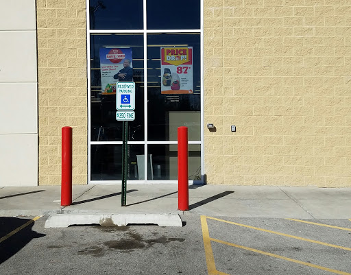 Dollar Store «FAMILY DOLLAR», reviews and photos, 6720 W 111th St, Worth, IL 60482, USA