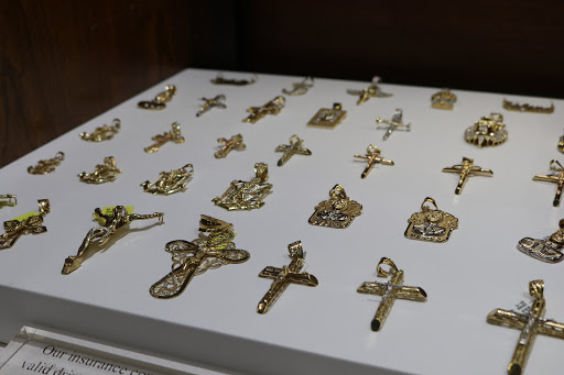 Jewelry Store «Prestigio Jewelers», reviews and photos, 487 E Shaw Ave, Fresno, CA 93710, USA