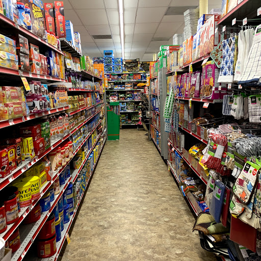 Dollar Store «FAMILY DOLLAR», reviews and photos, 1166 Normandy Dr, Miami Beach, FL 33141, USA