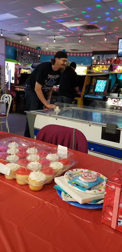 Shopping Mall «Penn Central Mall», reviews and photos, 200 High Ave W, Oskaloosa, IA 52577, USA