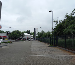 Canterbury Crossing photo