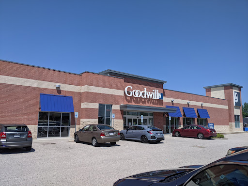Goodwill Industries of Greater Cleveland & East Central Ohio, 16160 Pearl Rd, Strongsville, OH 44136, USA, 