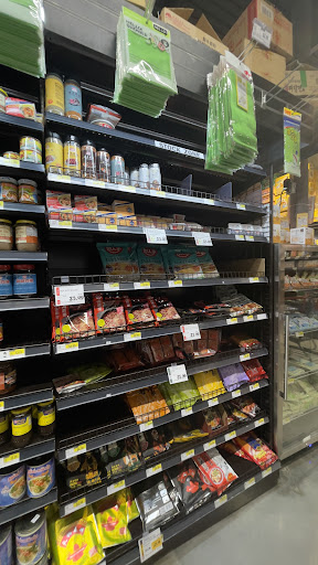 Korean Grocery Store «H Mart», reviews and photos, 260 Bergen Turnpike, Little Ferry, NJ 07643, USA