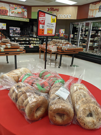 Department Store «TOPS Friendly Markets», reviews and photos, 22050 Seaway Shopping Center, Watertown, NY 13601, USA