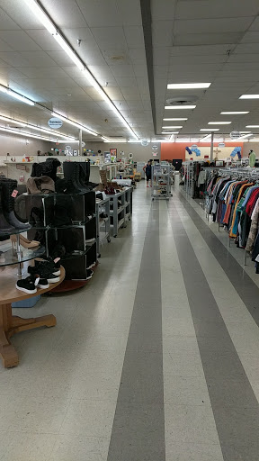Thrift Store «Downtown Rescue Mission Thrift Store», reviews and photos, 930 Old Monrovia Rd NW, Huntsville, AL 35806, USA