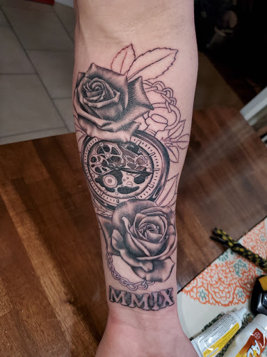 Tattoo Shop «No Kings Tattoo», reviews and photos, 2146 Gause Blvd E, Slidell, LA 70461, USA