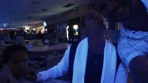 Bowling Alley «Coram Country Lanes», reviews and photos, 615 Middle Country Rd, Coram, NY 11727, USA