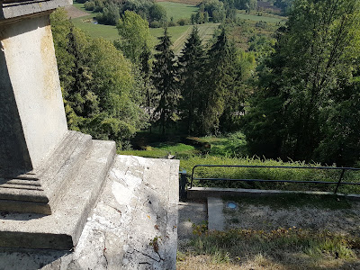 Côté à Vigne à La Neuville-au-Pont