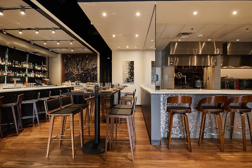 Acre Restaurant 64152