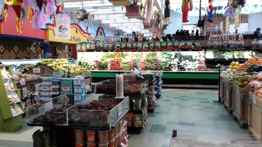 Grocery Store «Mi Pueblo Food Center # 20», reviews and photos, 727 1st St, Gilroy, CA 92020, USA