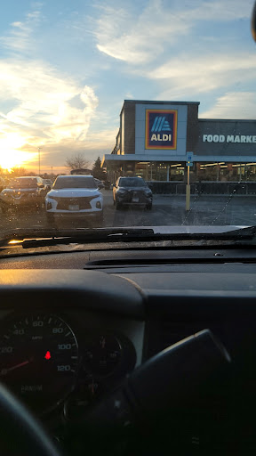 Supermarket «ALDI», reviews and photos, 199 Miller Dr, North Aurora, IL 60542, USA