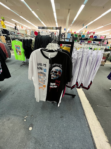 Thrift Store «B-thrifty - The Super Thrift Store», reviews and photos, 13412 Jefferson Davis Hwy, Woodbridge, VA 22191, USA