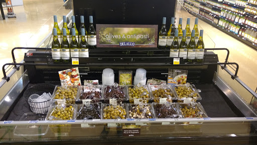 Grocery Store «Remke Markets», reviews and photos, 3872 Paxton Ave, Cincinnati, OH 45209, USA