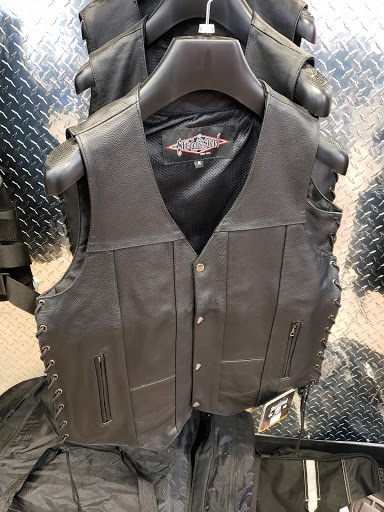 Motorcycle Parts Store «Cycle Gear», reviews and photos, 1424 Airport Fwy, Bedford, TX 76022, USA