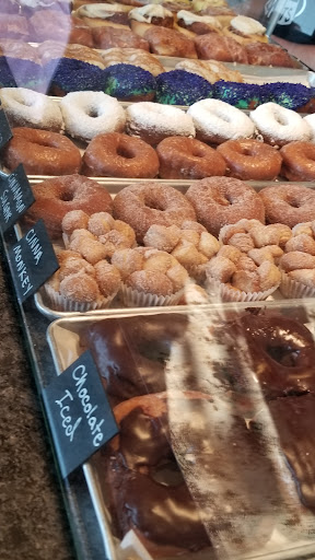 Coffee Shop «North Lime Coffee & Donuts», reviews and photos, 575 N Limestone, Lexington, KY 40508, USA