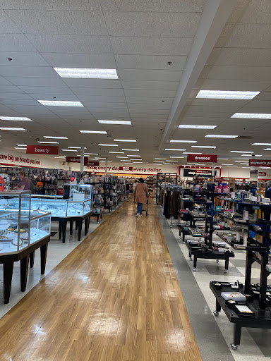 Department Store «T.J. Maxx», reviews and photos, 4794 Ridge Rd, Brooklyn, OH 44144, USA