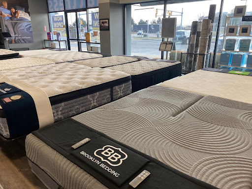 Mattress Store «Art Van PureSleep - Troy North», reviews and photos, 1735 E Big Beaver Rd, Troy, MI 48083, USA