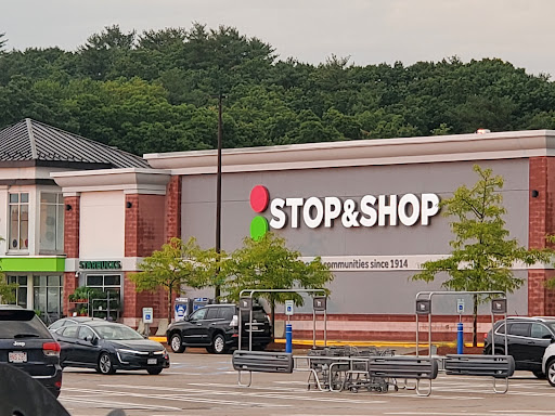 Stop & Shop, 40 Franklin Village Drive, Franklin, MA 02038, USA, 