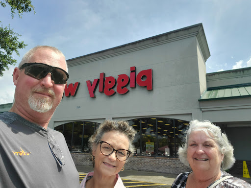 Grocery Store «Piggly Wiggly», reviews and photos, 122 US-17 BUS, Surfside Beach, SC 29575, USA