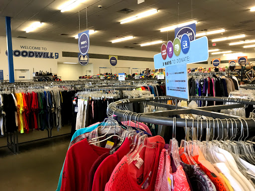 Thrift Store «Yuma Frontage Goodwill Retail Store & Donation Center», reviews and photos