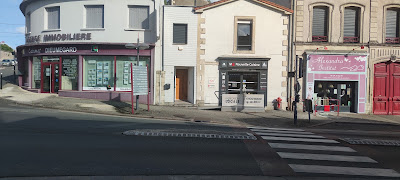 Petit parking stade Georges André Groussard à La Crèche