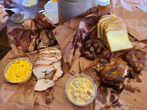 Barbecue Restaurant «Lockhart Smokehouse BBQ», reviews and photos, 400 W Davis St, Dallas, TX 75208, USA