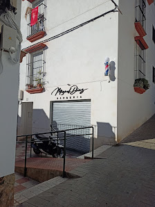 MiguelDíaz | BARBERÍA C. la Luna, 22, Local, 41200 Alcalá del Río, Sevilla, España