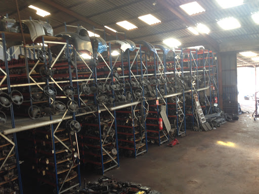 Photo 1 - central pieces auto