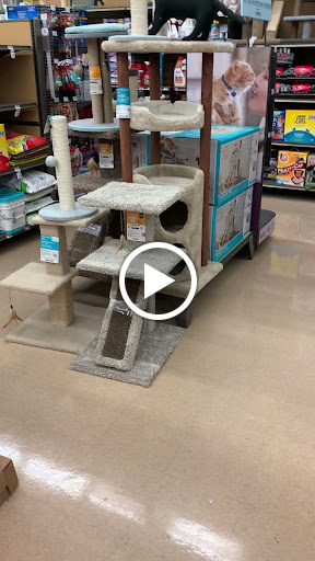 Pet Supply Store «PetSmart», reviews and photos, 805 S Seth Child Rd, Manhattan, KS 66502, USA