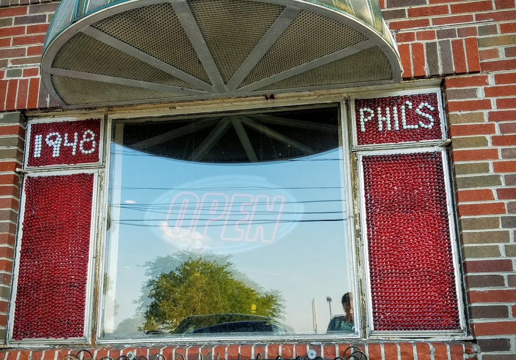 Phil's Inn Restaurant 43452