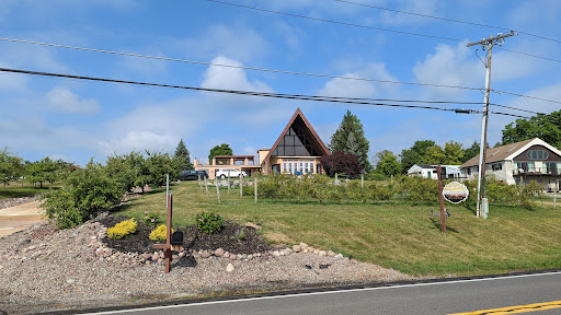 Wedding Venue «Chantelle Marie Lakehouse & Celebration Hall», reviews and photos, 5151 W Lake Rd, Auburn, NY 13021, USA