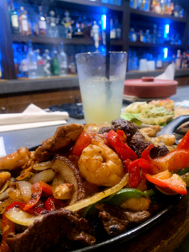 Shopping Mall «La Sierra Plaza Shopping Center», reviews and photos, La Sierra Ave, Riverside, CA 92505, USA