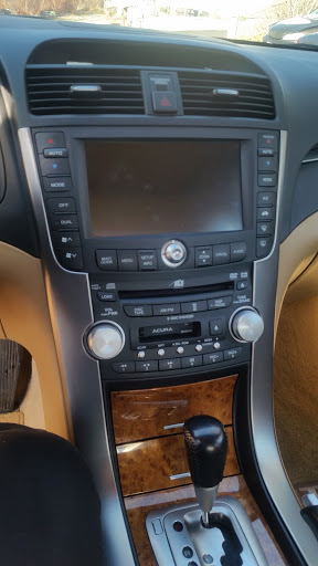 Used Car Dealer «Pre-Owned Factory Auto Sales», reviews and photos, 854 Taunton Ave, East Providence, RI 02914, USA