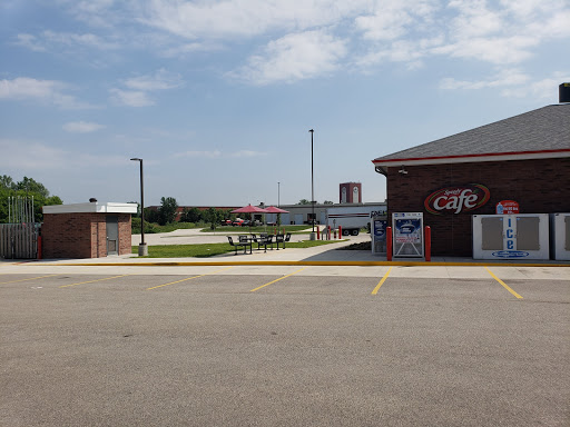 Gas Station «Speedway», reviews and photos, 110 Arrowhead Dr, Hampshire, IL 60140, USA