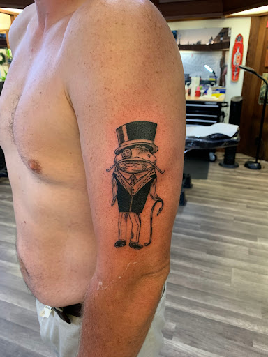 Find best friends tattoo ideas for your next unique tattoo in Kailua Kona at Lady Luck Tattoo & Body Piercing