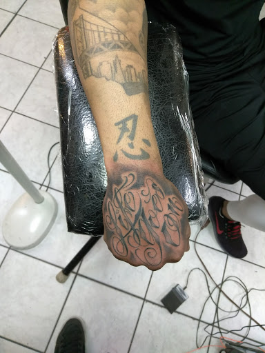 Tattoo Shop «Unlimited Tattoo», reviews and photos, 359 S Irwindale Ave, Azusa, CA 91702, USA