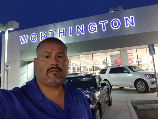 Ford Dealer «Cal Worthington Ford», reviews and photos, 2950 N Bellflower Blvd, Long Beach, CA 90815, USA
