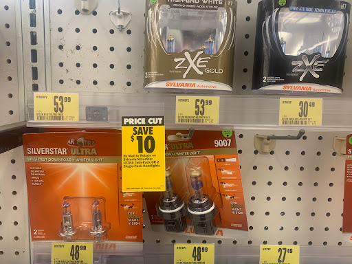 Auto Parts Store «AutoZone», reviews and photos, 3068 Erie Blvd E, Syracuse, NY 13214, USA