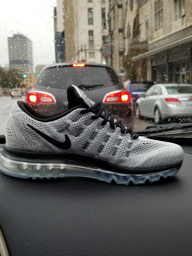 Sportswear Store «Nike», reviews and photos, 1261 Woodward Ave, Detroit, MI 48226, USA