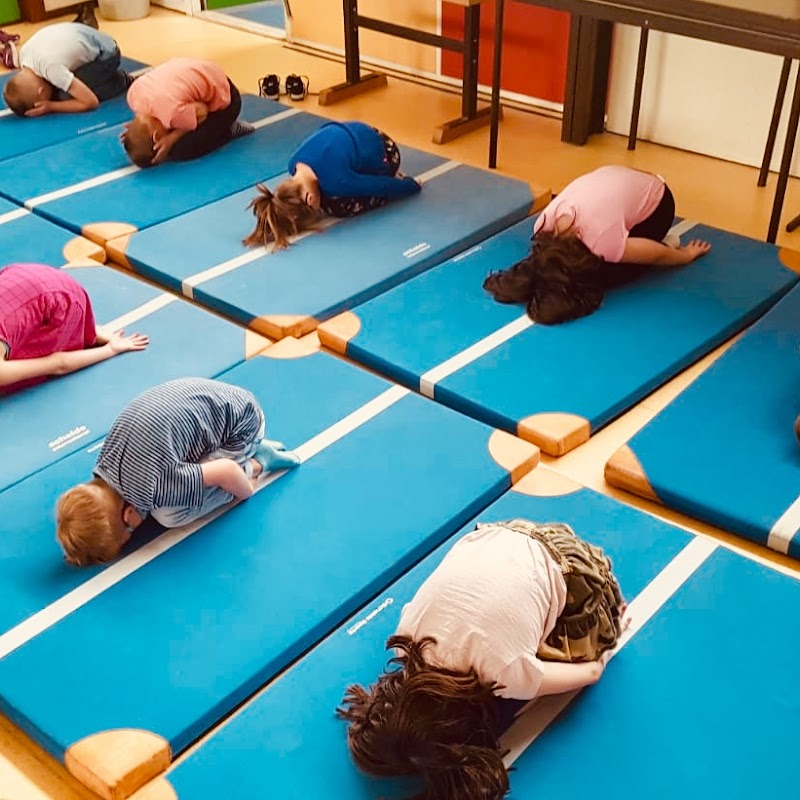 Lux kinderyoga en -coaching