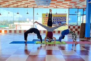 Best yoga home classes in dehradun. image