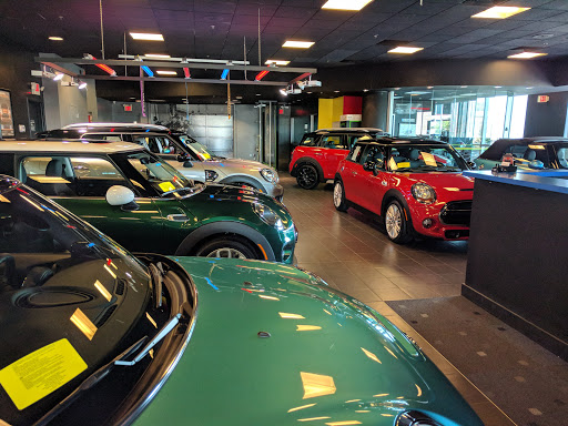 Honda Dealer «Herb Chambers Honda in Boston», reviews and photos, 1186 Commonwealth Avenue, Boston, MA 02134, USA