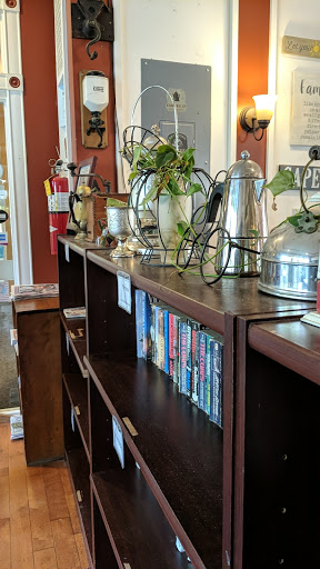 Wine Bar «Thirsty Mind Coffee and Wine Bar», reviews and photos, 23 College St # 6, South Hadley, MA 01075, USA