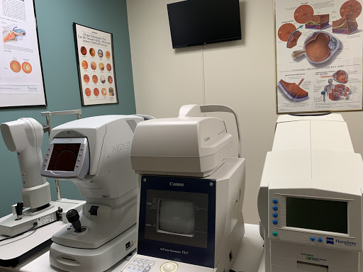 Optometrist «Park Family Eye Care», reviews and photos, 9 S Lincolnway St, North Aurora, IL 60542, USA