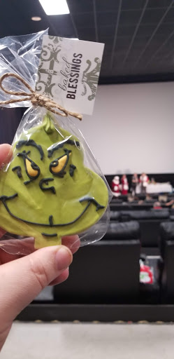 Movie Theater «B&B Theatres Shawnee 18», reviews and photos, 16301 Midland Dr, Shawnee, KS 66217, USA