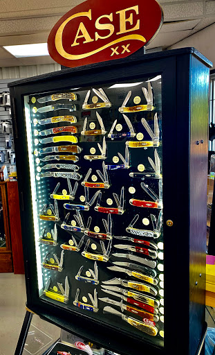 Gun Shop «Oxford Pawn Shop», reviews and photos, 1350 N Lamar Blvd #1, Oxford, MS 38655, USA