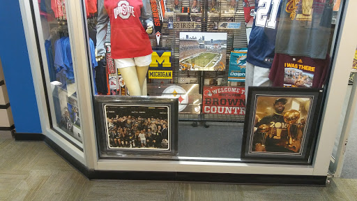 Sporting Goods Store «Sports Obsession», reviews and photos, 5800 Peach St #722, Erie, PA 16565, USA