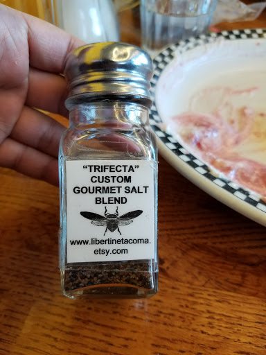 Cafe «Old Milwaukee Cafe & Dessert Co», reviews and photos, 3102 6th Ave, Tacoma, WA 98406, USA